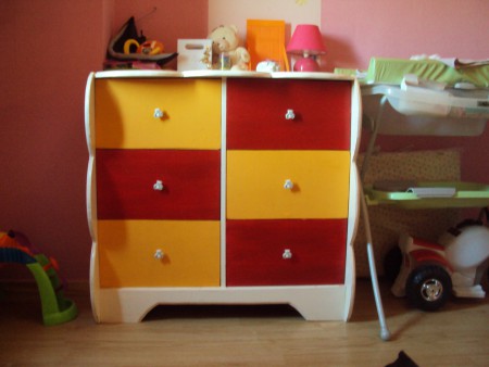 commode, réalisé avec du bois recyclé (palette)